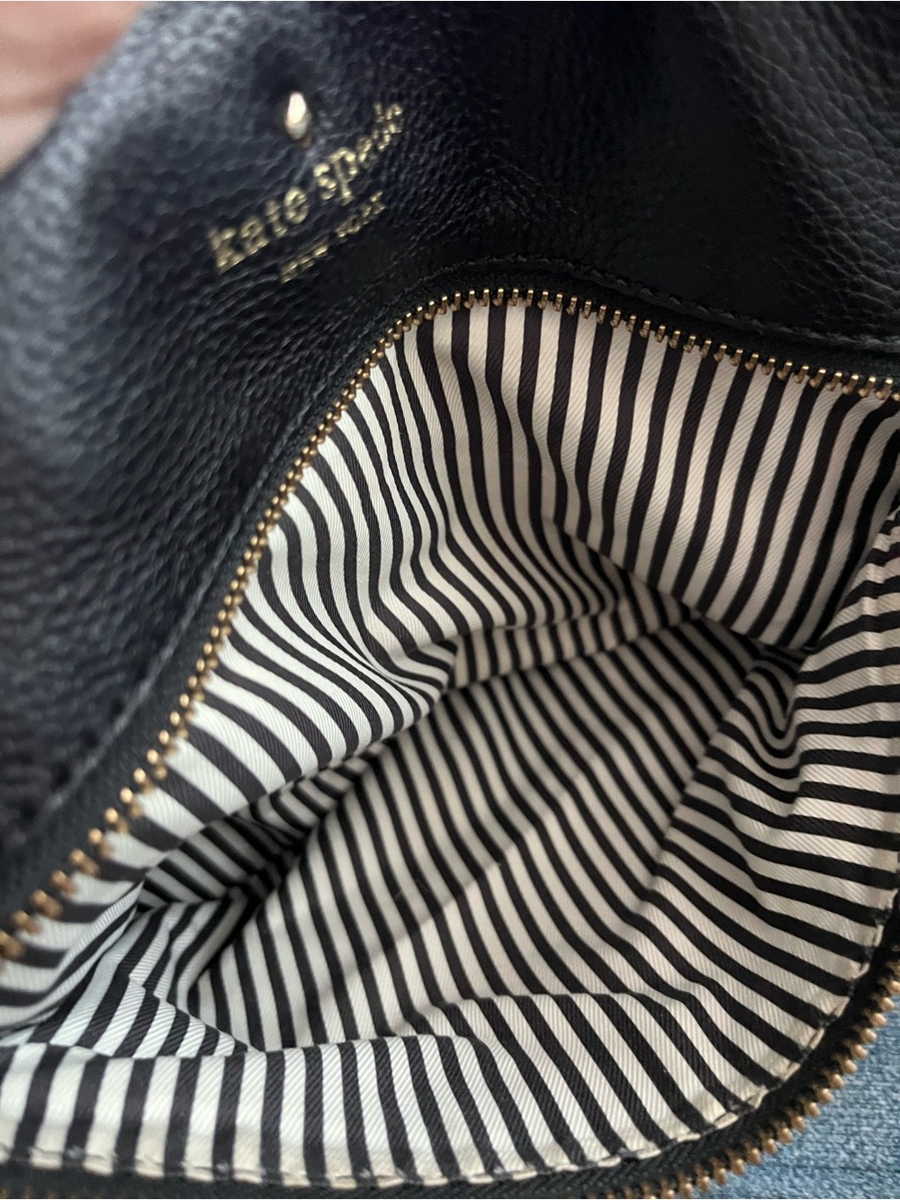 Kate Spade Cobble Hill Ellen Black Pebbled Leather Crossbody Bag - Picture 2 of 4